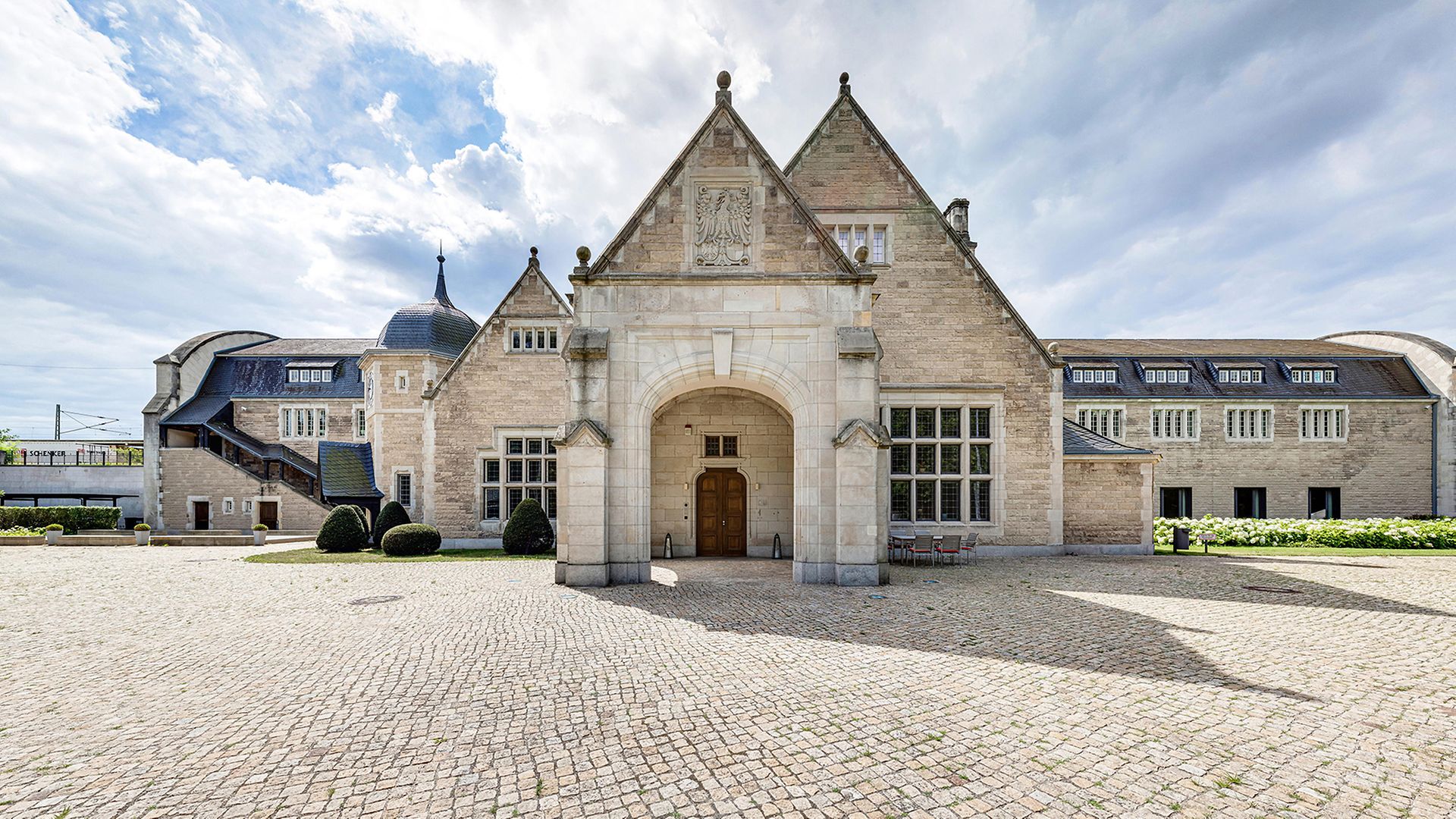 DB Akademie im Kaiserbahnhof Potsdam Aussenansicht